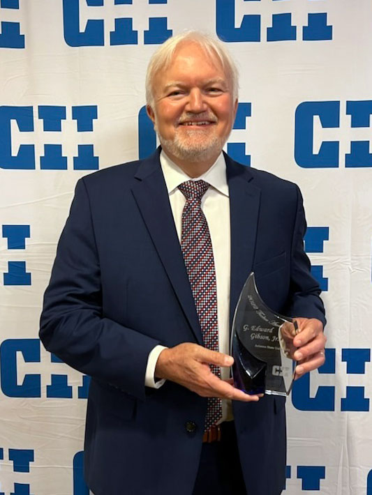 George Edward “Edd” Gibson receives the Construction Industry Institute' 2022 Richard L. Tucker Leadership and Service Award.