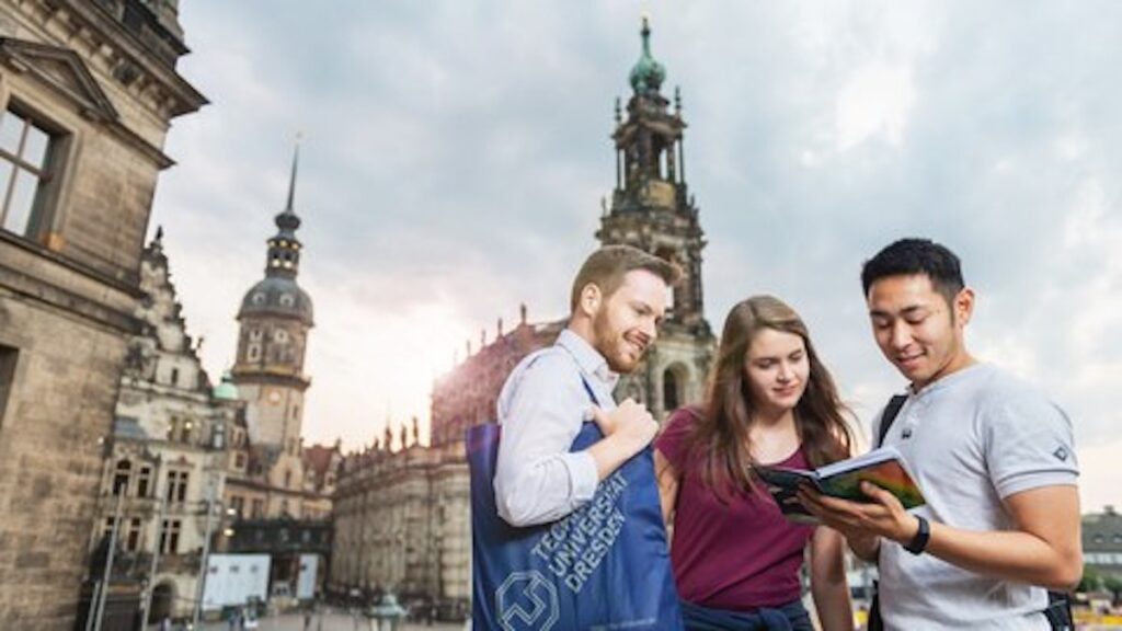 students in Dresden